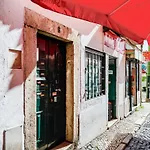 Alfama Vibes Lisbon