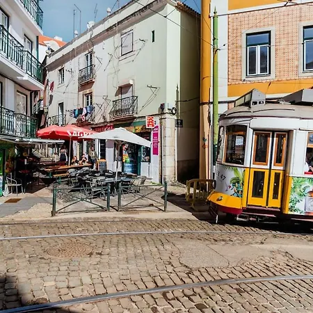 Alfama Vibes